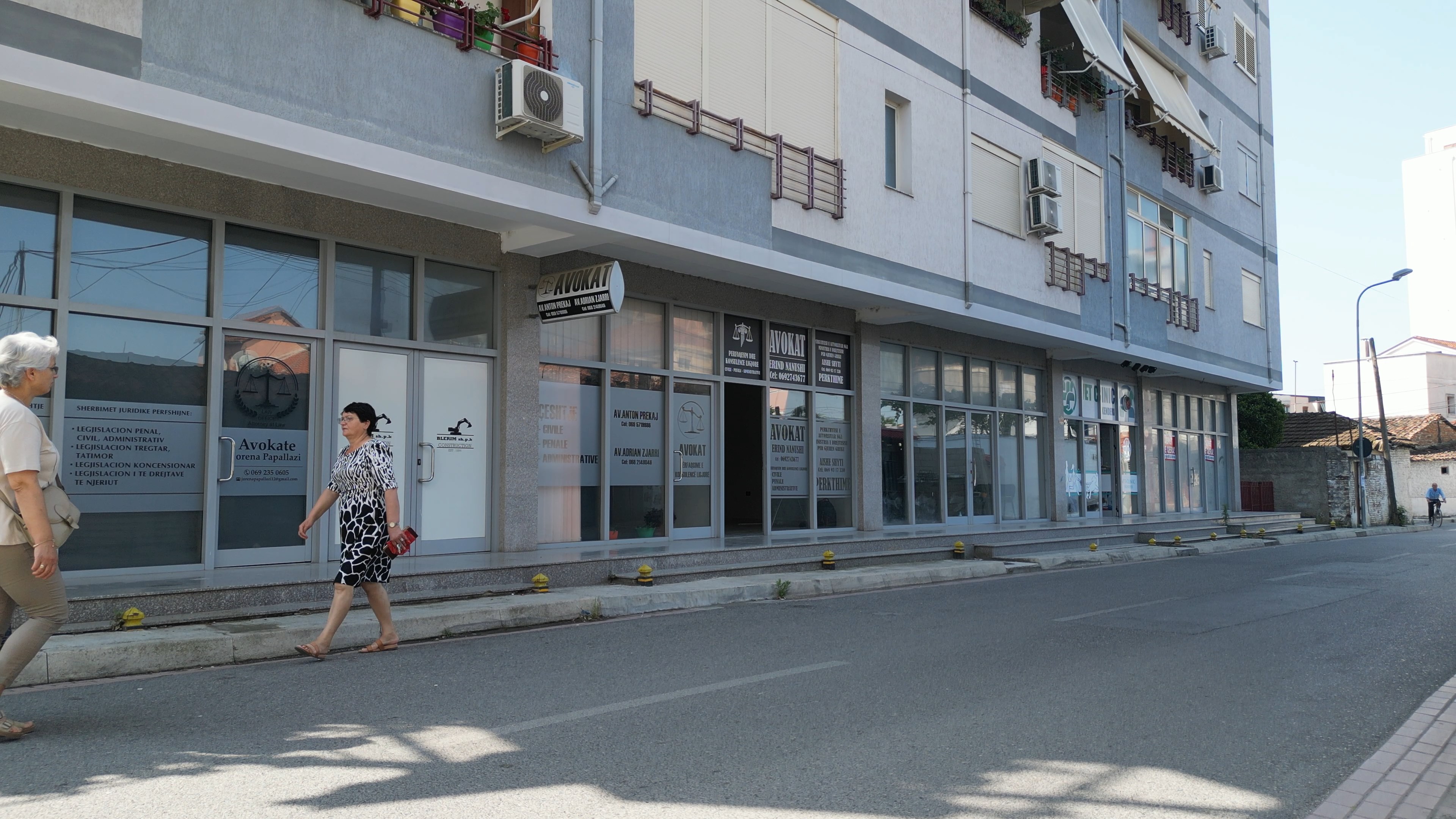 SHITEN / jepen me qera Njesi Biznesi