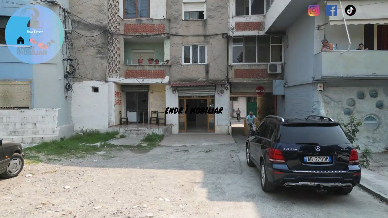 Shitet Njesi Biznesi prane rreth rrotullimit te luleve