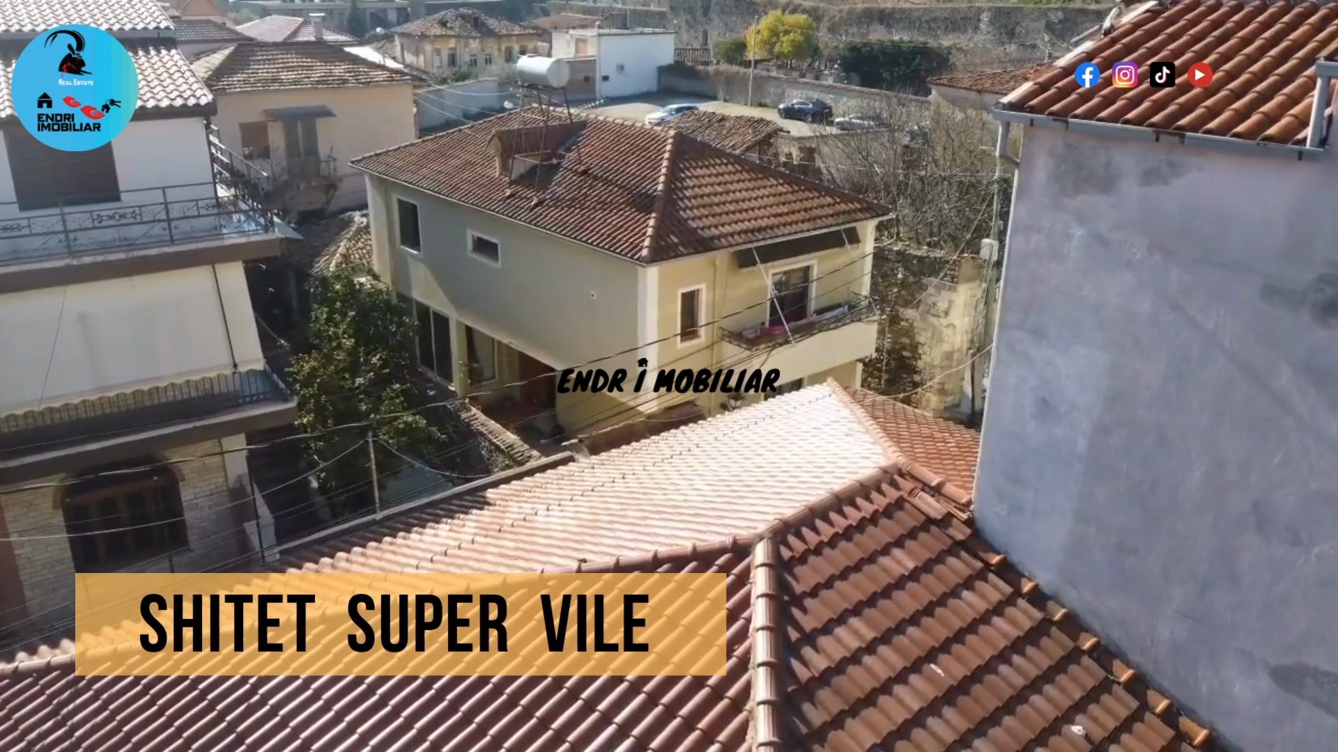 Shitet Vile e Mrekullueshme ne qender te Kalase